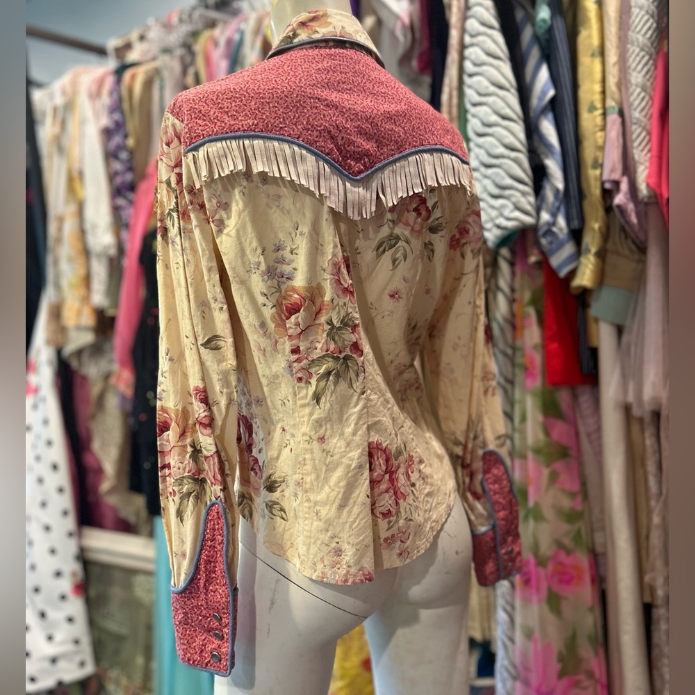 Vintage Patsy Cline Button Down - Picture 9 of 11